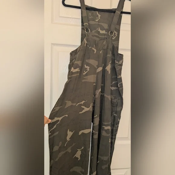 MOON ORCHID Camouflage Jumper Size Large - Picture 4 of 9